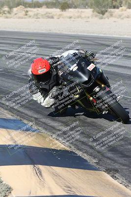 media/Dec-04-2025-Racers Edge (Thu) [[5ebc9f124d]]/2-A Group/1-Session 2 (Turn 7 Inside)/